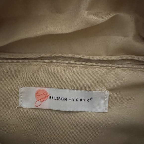 ELLISON + YOUNG Tan STRAW Crossbody Bag - fun strap - Picture 3 of 3